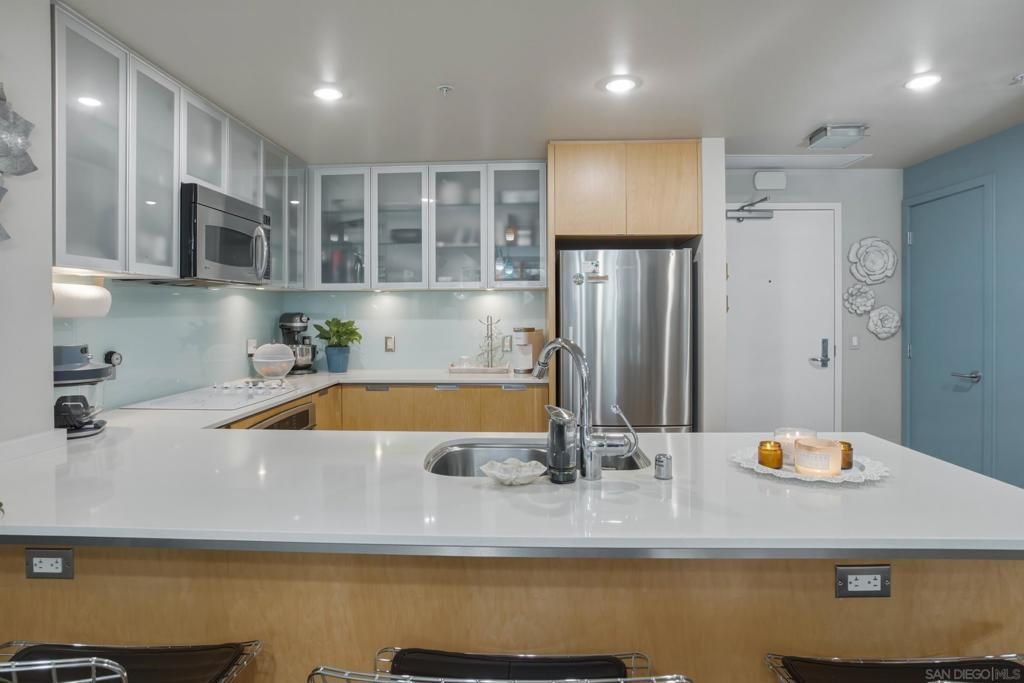 Image 8 of property listing at Address unavailable.