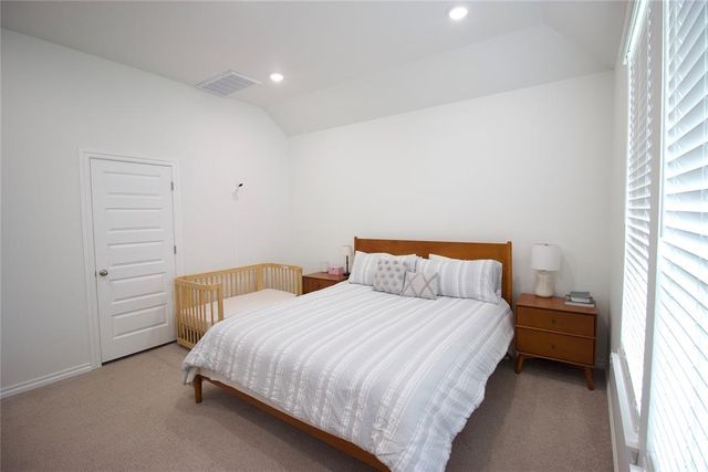 9040 NW 149th Terrace, Yukon, OK 73099