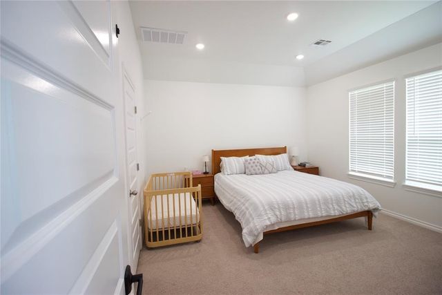 9040 NW 149th Terrace, Yukon, OK 73099