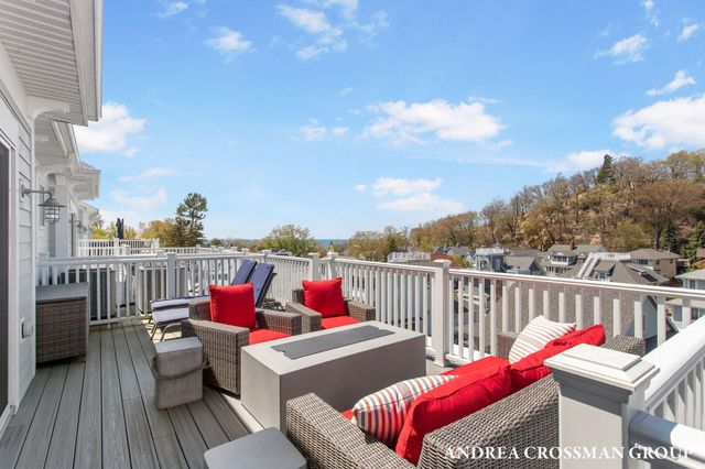 2378 Sunset Walk, Macatawa, MI 49434