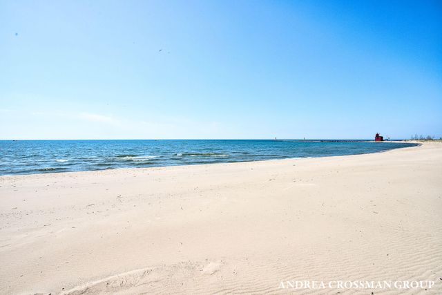 2378 Sunset Walk, Macatawa, MI 49434