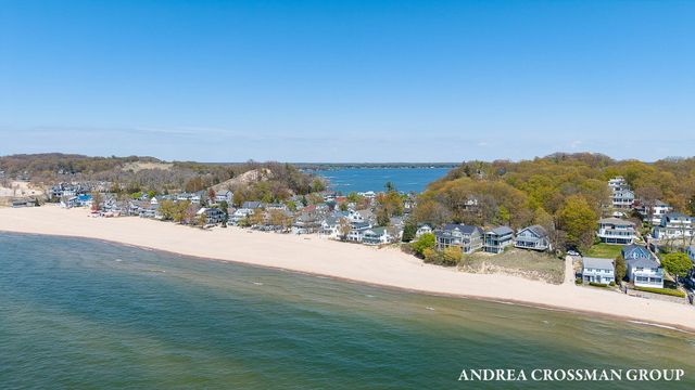 2378 Sunset Walk, Macatawa, MI 49434