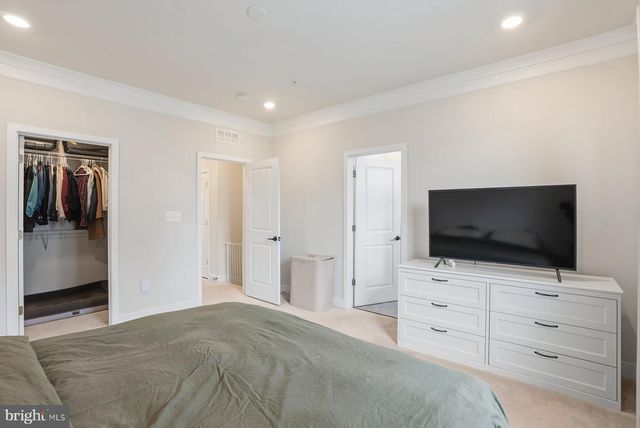 4410 ROLAND HEIGHTS AVE, Baltimore, MD 21211