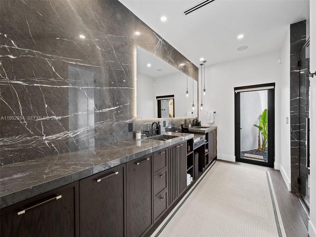 1236 Obispo Ave, Coral Gables, FL 33134