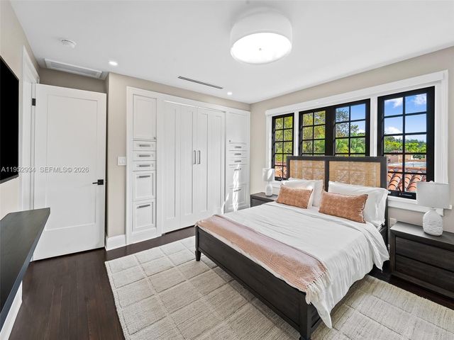 1236 Obispo Ave, Coral Gables, FL 33134