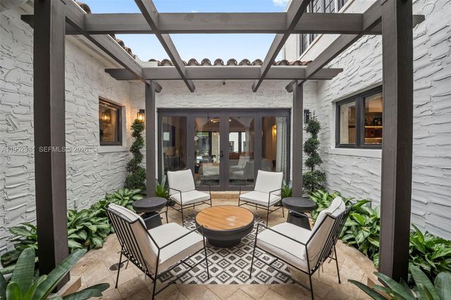 1236 Obispo Ave, Coral Gables, FL 33134