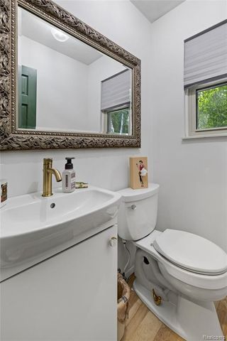 6180 Meyer Avenue, Brighton, MI 48116