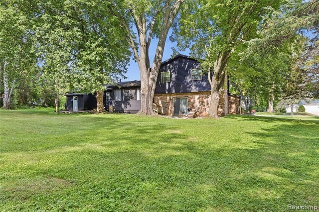 6180 Meyer Avenue, Brighton, MI 48116