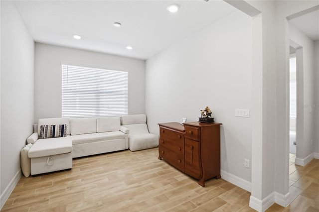 2682 MIDSWEET AVENUE, St Cloud, FL 34772