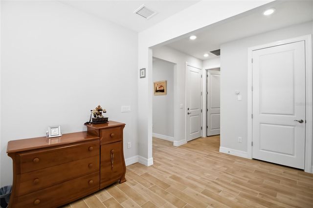 2682 MIDSWEET AVENUE, St Cloud, FL 34772