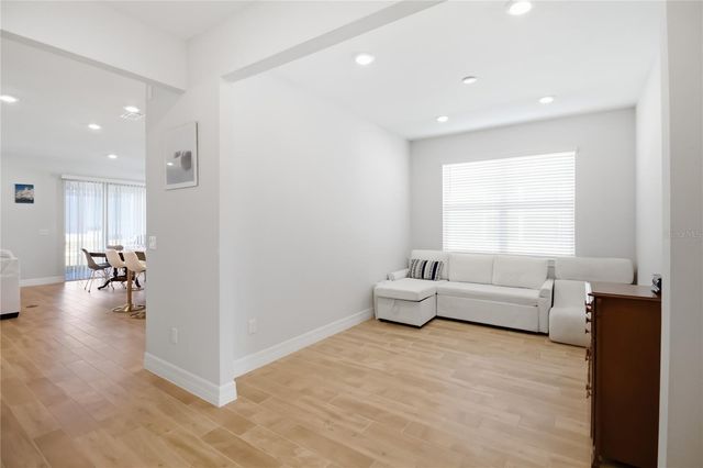 2682 MIDSWEET AVENUE, St Cloud, FL 34772