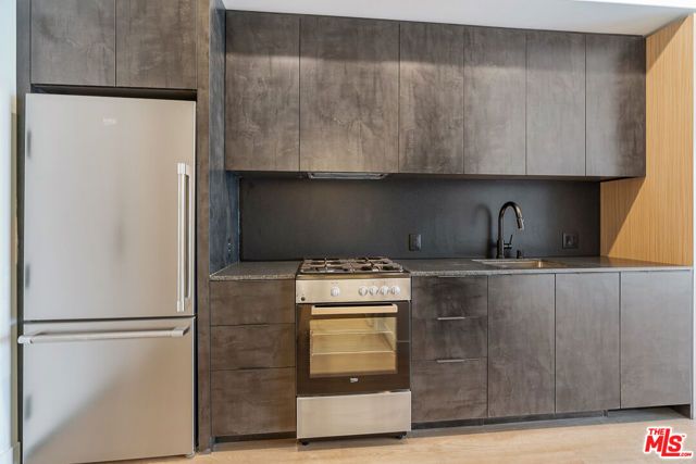 10700 Tabor Street PH3, Los Angeles, CA 90034