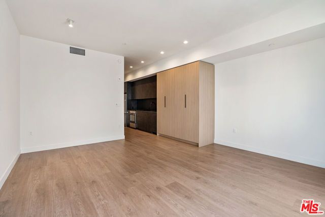 10700 Tabor Street PH3, Los Angeles, CA 90034