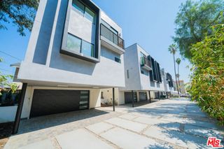 739 N Mariposa Avenue, Los Angeles, CA 90029