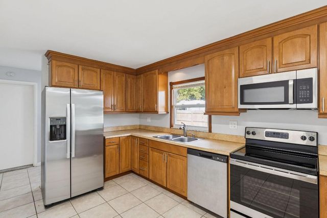 9199 Lantern Drive, Lake Worth, FL 33467