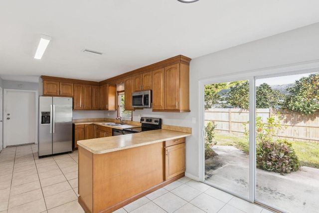 9199 Lantern Drive, Lake Worth, FL 33467