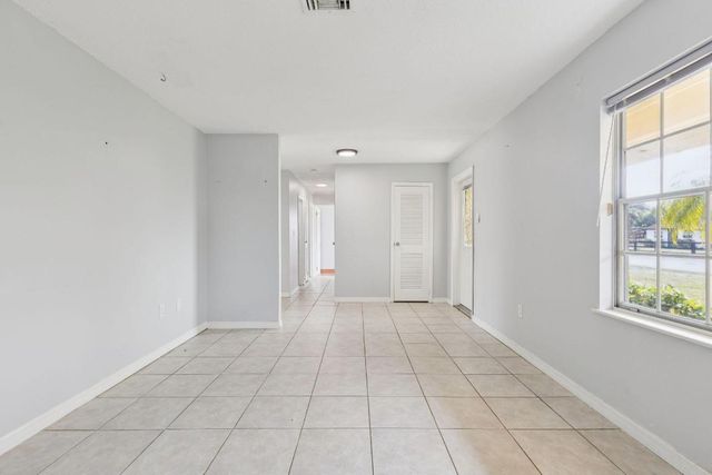 9199 Lantern Drive, Lake Worth, FL 33467