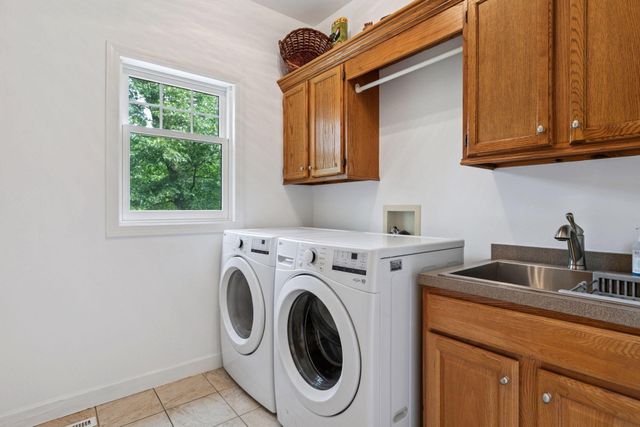 18830 Kanabec Trail, Lakeville, MN 55044