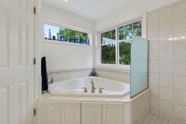 18830 Kanabec Trail, Lakeville, MN 55044