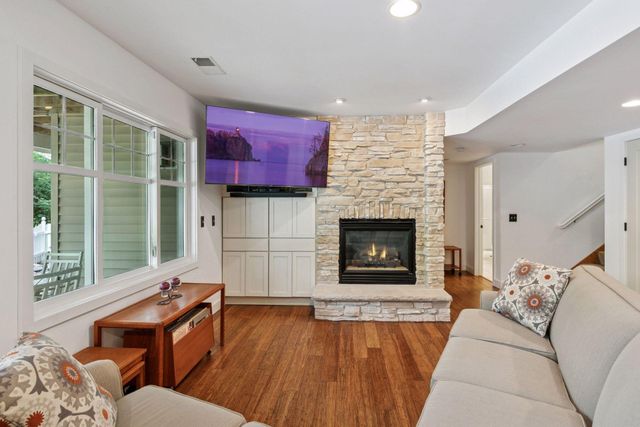 18830 Kanabec Trail, Lakeville, MN 55044