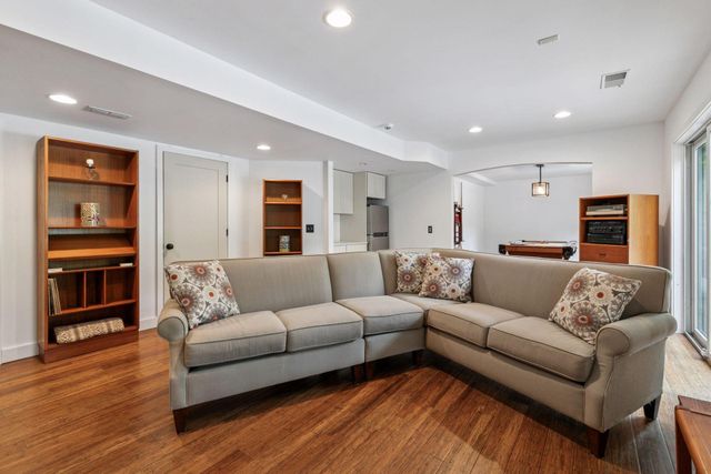 18830 Kanabec Trail, Lakeville, MN 55044