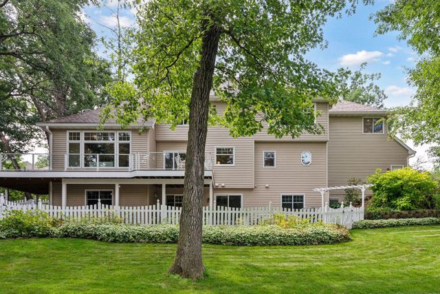 18830 Kanabec Trail, Lakeville, MN 55044