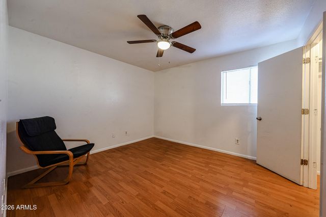 1831 W MULBERRY Drive 220, Phoenix, AZ 85015