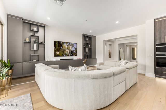 25822 N 20TH Avenue, Phoenix, AZ 85085