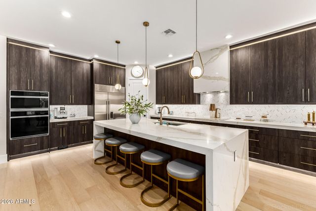 25822 N 20TH Avenue, Phoenix, AZ 85085