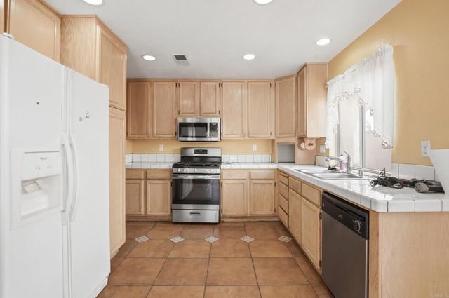 31802 Camino Rosales, Temecula, CA 92592