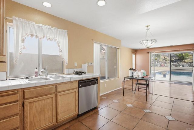 31802 Camino Rosales, Temecula, CA 92592