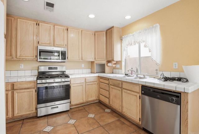31802 Camino Rosales, Temecula, CA 92592