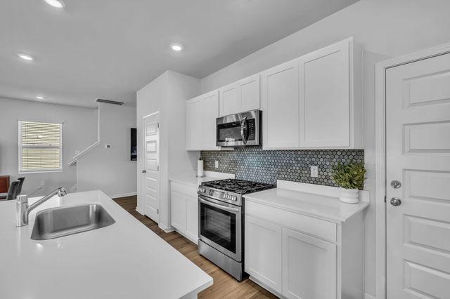 544 Lyness Dr, Smyrna, TN 37167