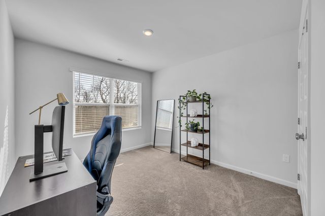 544 Lyness Dr, Smyrna, TN 37167