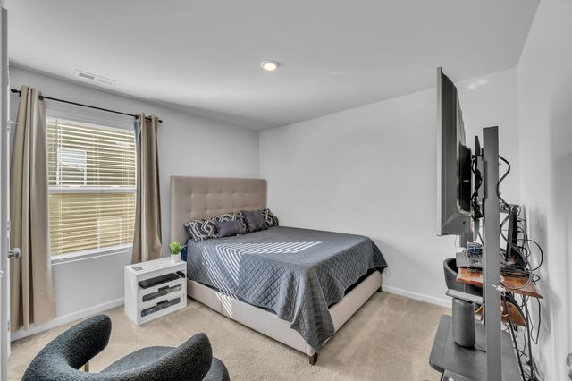 544 Lyness Dr, Smyrna, TN 37167