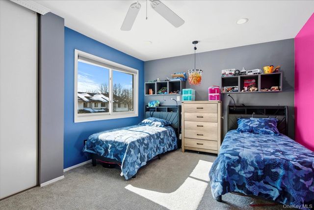 201 Poplar Court 201, Wantagh, NY 11793