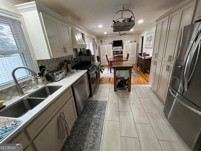 625 Grandview Drive, Griffin, GA 30224