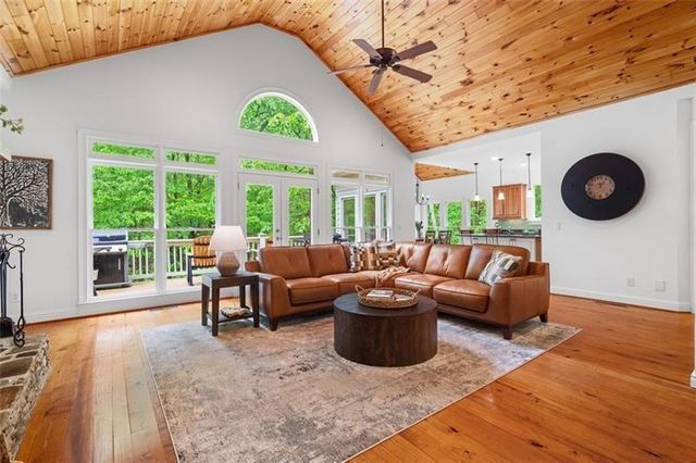 74 Cherokee Way, Big Canoe, GA 30143