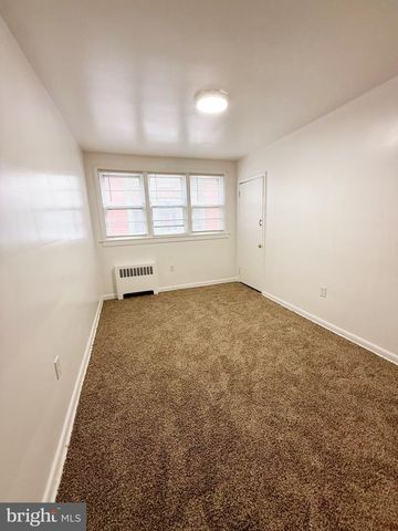 633 NOBLE ST, Norristown, PA 19401