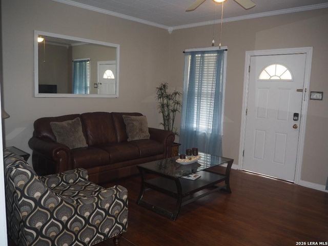 1331 wildwood, San Antonio, TX 78201