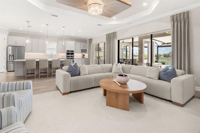 14829 MONTELLO WAY, Bradenton, FL 34211