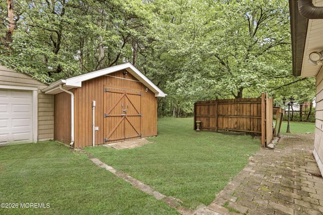 23 Spring Street, Jackson, NJ 08527