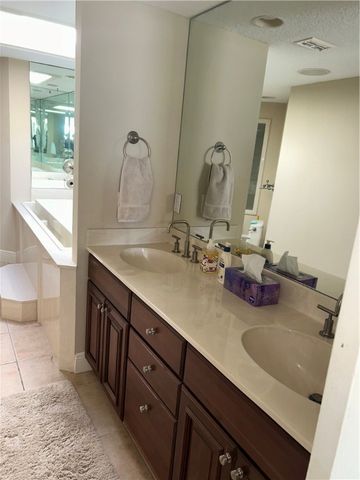 1026 Flamevine Lane 502, Vero Beach, FL 32963