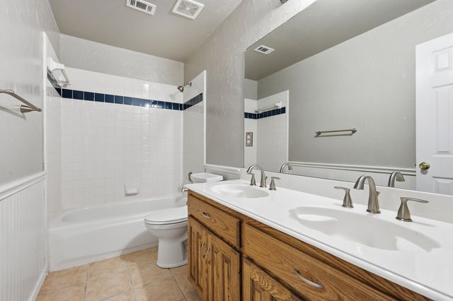 1718 Creek Valley Road, Mesquite, TX 75181