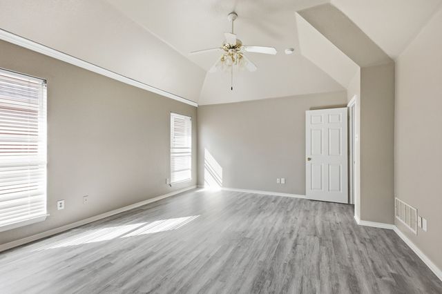 1718 Creek Valley Road, Mesquite, TX 75181