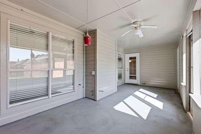 1718 Creek Valley Road, Mesquite, TX 75181