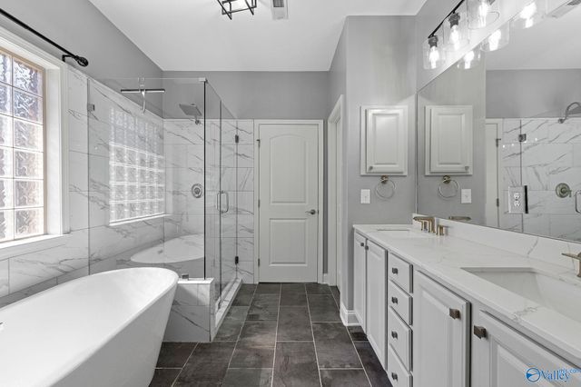2516 Caldwell Park Court, Owens Cross Roads, AL 35763