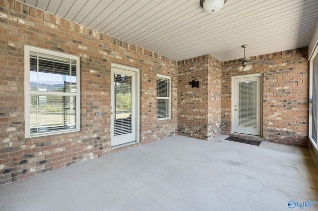 2516 Caldwell Park Court, Owens Cross Roads, AL 35763