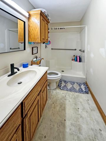 147 Blackmon Rd, Leesville, LA 71446