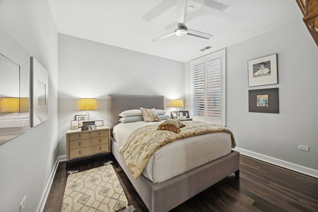 1124 Lake Street 511, Oak Park, IL 60301